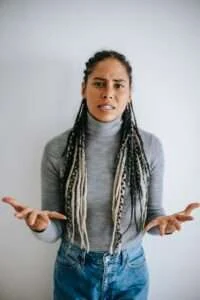 Os surdos não te entenderem por causa do Português Sinalizado é muito frustrante.